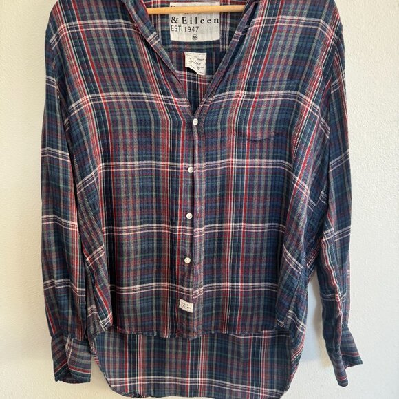 Frank & Eileen Size XS Plaid relaxed button up shirt - Picture 2 of 5